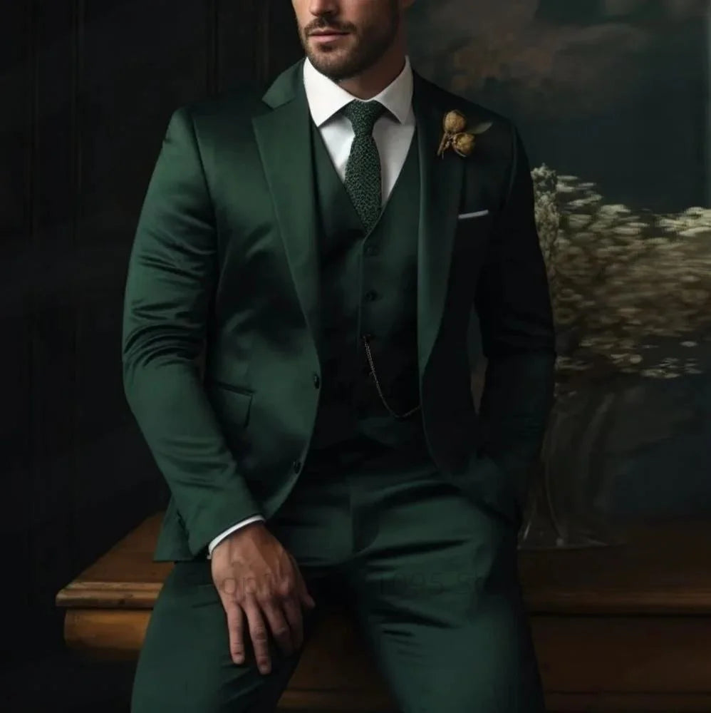legant Gray Men’s 3-Piece Slim Fit Suit