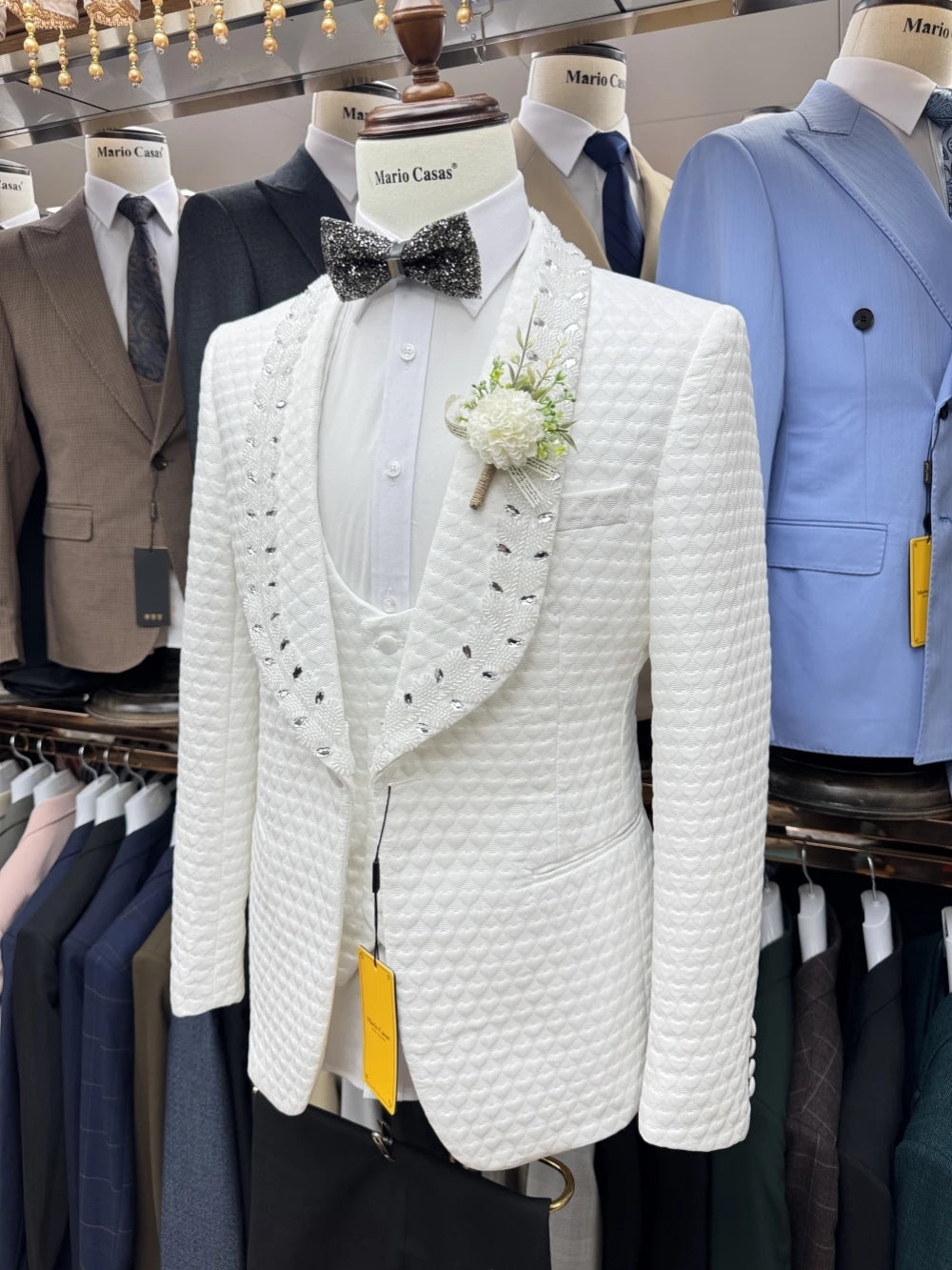 Luxury White Jacquard Men’s Suit