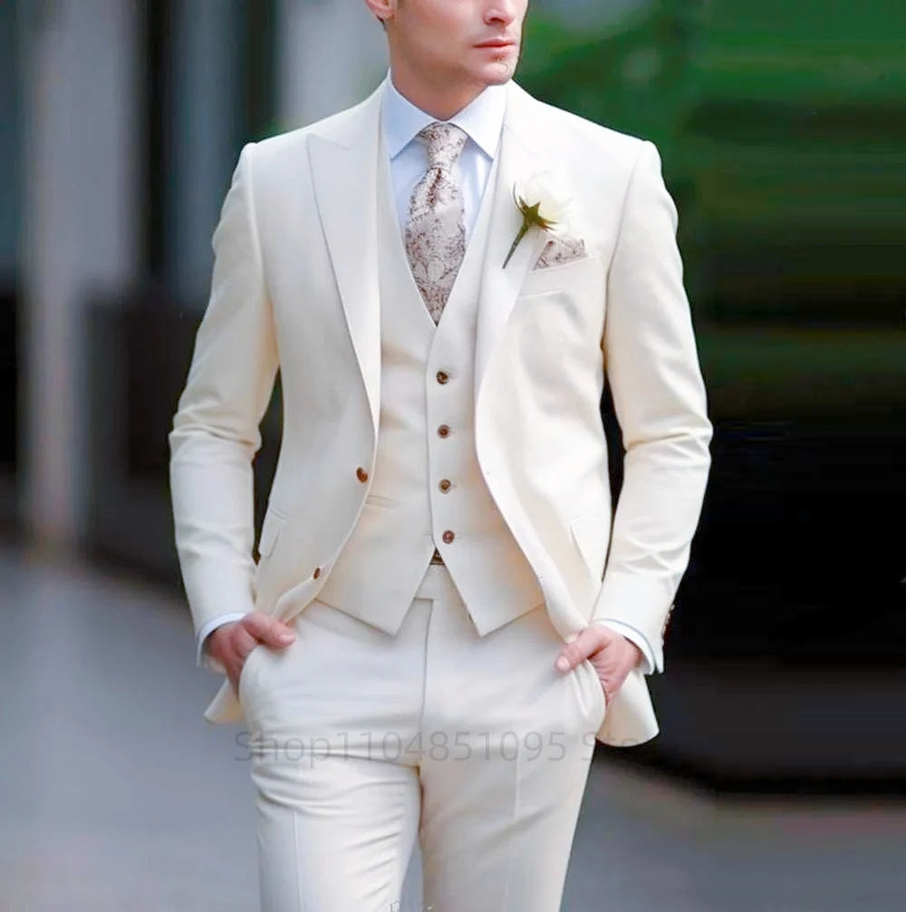legant Gray Men’s 3-Piece Slim Fit Suit