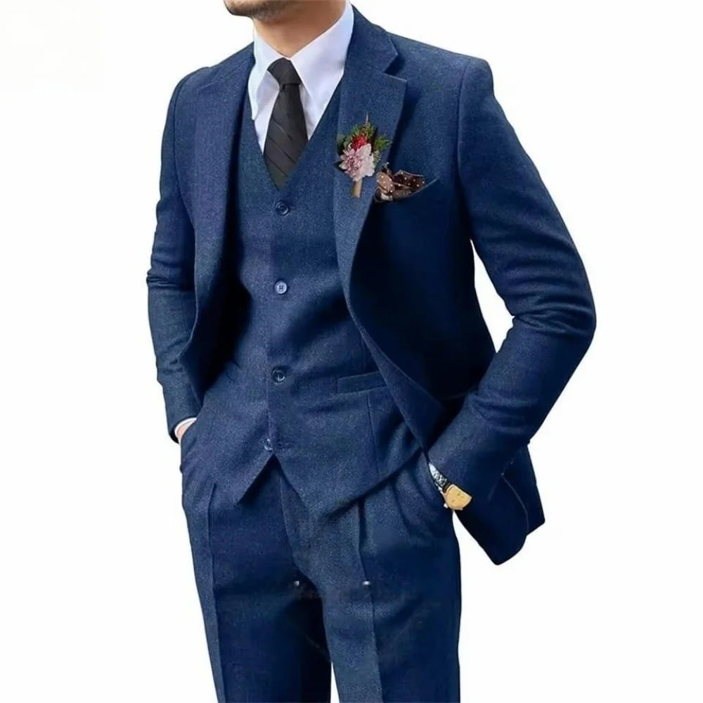 Men’s Tweed 3-Piece Suit
