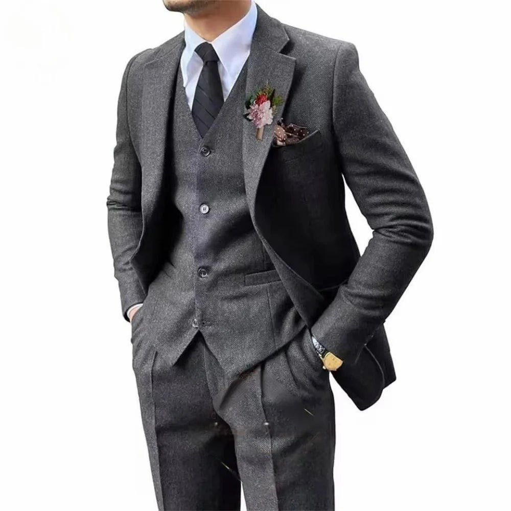 Men’s Tweed 3-Piece Suit
