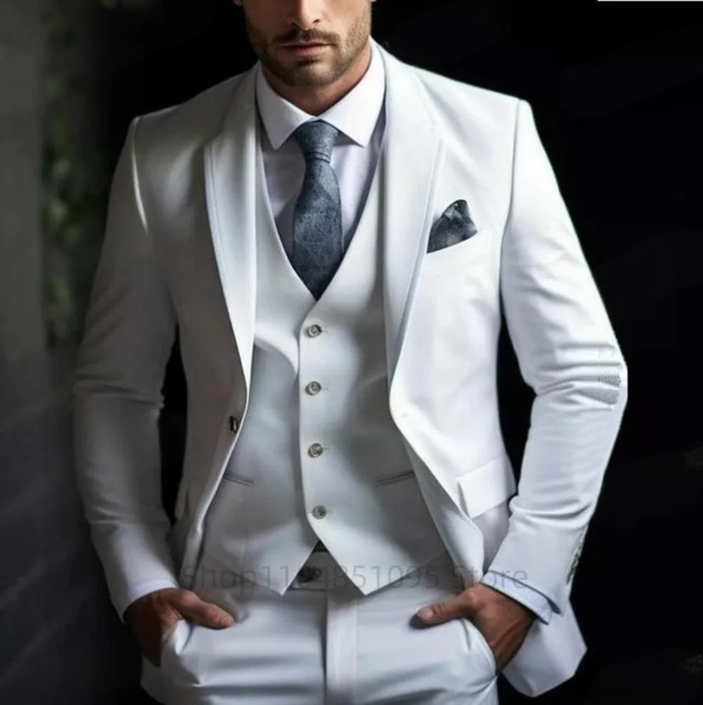 legant Gray Men’s 3-Piece Slim Fit Suit